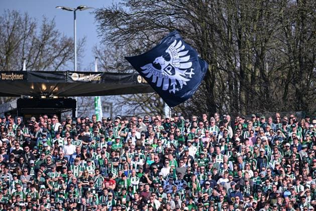09.03.2025, Fussball, 2. Bundesliga, 25. Spieltag Saison 2024 2025, Preußen Münster - 1.FC Nürnberg, Fans Preußen Münster, xRHR-FOTO TKx