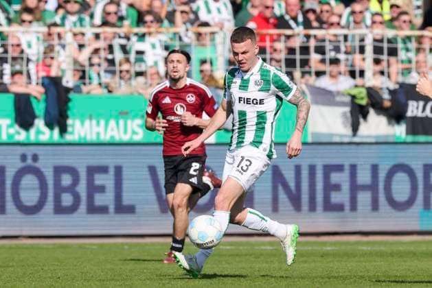 Florian Pick (SC Preussen Muenster) kontrolliert den Ball, 2. Bundesliga, Preußen Münster vs 1. FC Nürnberg, Preußenstadion am 09. March 2025 in Münster, Deutschland. (Foto von Marco Steinbrenner DeFodi Images) Florian Pick (SC Preussen Muenster) controls the ball, 2. Bundesliga, Preußen Münster vs 1. FC Nürnberg, Preußenstadion, March 9, 2025 in Münster, Germany. (Photo by Marco Steinbrenner DeFodi Images) DFB DFL REGULATIONS PROHIBIT ANY USE OF PHOTOGRAPHS AS IMAGE SEQUENCES AND OR QUASI-VIDEO.