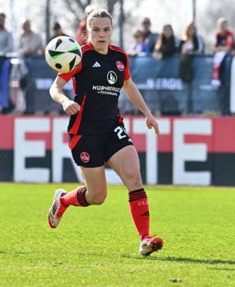 09.03.2025 - Fussball - Saison 2024 2025 - 2. Frauen - Fussball - Bundesliga - 17. Spieltag: 1. FC Nürnberg FCN ( Club Clubfrauen ) - Eintracht Frankfurt II - Sportfoto Zink - xwoxzix - Nastassja Lein (24, 1. FC Nürnberg FCN ) Freisteller Einzelbild