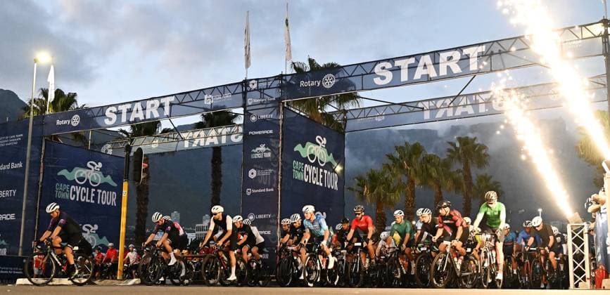(250309) -- CAPE TOWN, March 9, 2025 -- Cyclists start during the 2025 Cape Town Cycle Tour in Cape Town, South Africa, March 9, 2025. (Photo by Xinhua) (SP)SOUTH AFRICA-CAPE TOWN-CYCLING-CAPE TOWN CYCLE TOUR XabisoxMkhabela 