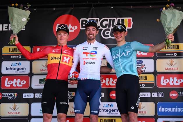Bilder des Jahres 2025, Sport 03 März Sport Themen der Woche KW10 Sport Bilder des Tages Grand Prix Jean-Pierre Monsere 2025 cycling race ROESELARE, BELGIUM - MARCH 09 : Fredheim Stian (NOR) of Uno-X Mobility, Brunel Alexys (FRA) of Team TotalEnergies and Coppens Michiel (BEL) of BEAT Cycling Club pictured during the podium ceremony of the Men Elite UCI 1.1 Europe Tour 13th Lotto Begium Cup Grand Prix Jean-Pierre Monsere cycling race of 201,6 kms with start in Ichtegem and finish in Roeselare on March 09, 2025 in Roeselare, Belgium, 09 03 2025 ( Motordriver Guy De Vuyst & Roeselare Belgium  Copyright: xTomasxSiskx