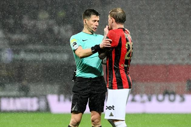 OGC Nice v Olympique Lyonnais - Ligue 1 McDonald s 2024 2025 Benoit BASTIEN (ARBITRE) during the Ligue 1 McDonald s match between Nice and Lyon at Allianz Riviera Stadium on March 9, 2025 in Nice, France. Nice France  Copyright: xFEPx 776292988
