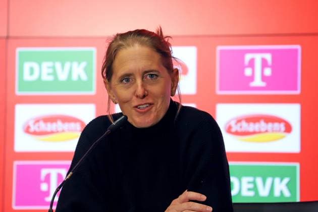 09.03.2025, xsscx, Frauen Fußball, 1. FC Köln - FC Bayern München, 1. Fußball Bundesliga, 16. Spieltag, RheinEnergie-STADION, Saison 2024 2025: Britta Carlson (Cheftrainerin 1. FC Köln) DFB regulations prohibit any use of photographs as image sequences and or quasi-video. Nordrhein-Westfalen Deutschland Nordrhein-Westfalen Germany