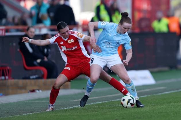1. FC Union Berlin vs SG 99 Andernach Second Women s Bundesliga Antonia Halverkamps of Union Berlin competes for the ball with Leonie Stöhr of SG 99 Andernach during the match of Second Women s Bundesliga between 1. FC Union Berlin vs SG 99 Andernach at der Alten Försterei Stadium on March 9, 2025 in Berlin, Germany. Berlin der Alten Försterei Stadium Germany Copyright: xMaryamxMajdx