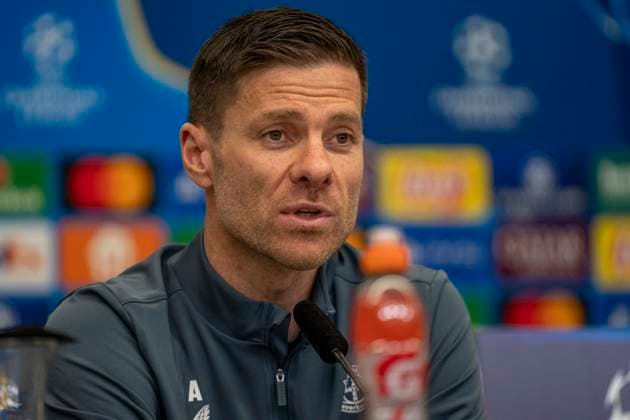 Xabi Alonso (Bayer 04 Leverkusen, Trainer) bei der Pressekonferenz. 10.03.2025, Pressekonferenz Bayer 04 Leverkusen vor dem Rückspiel der Champions League Bayer Leverkusen - FC Bayern München Bundesliga, GER, Leverkusen, BayArena DFL regulations prohibit any use of photographs as image sequences and or quasi-video. Copyright: HMBxMedia xMarcoxBader