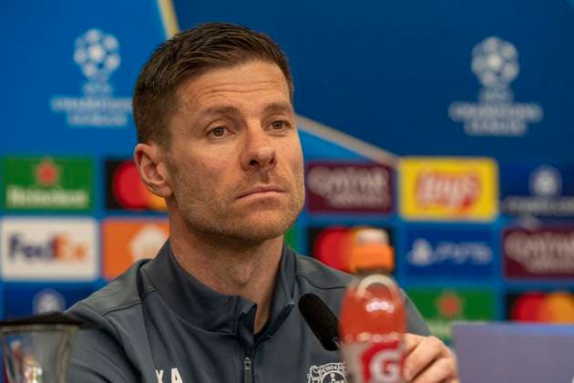 Xabi Alonso (Bayer 04 Leverkusen, Trainer) bei der Pressekonferenz. 10.03.2025, Pressekonferenz Bayer 04 Leverkusen vor dem Rückspiel der Champions League Bayer Leverkusen - FC Bayern München Bundesliga, GER, Leverkusen, BayArena DFL regulations prohibit any use of photographs as image sequences and or quasi-video. Copyright: HMBxMedia xMarcoxBader
