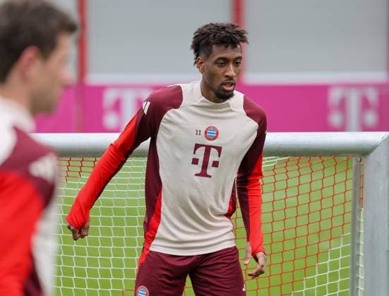 Kingsley Coman (FC Bayern Muenchen, 11) beim Training, GER, Abschlusstraining, FC Bayern Muenchen, Fussball, UEFA Champions League, Achtelfinale Rueckspiel, Saison 2024 2025, 10.03.2025, GER, Abschlusstraining, FC Bayern Muenchen, Fussball, UEFA Champions League, Achtelfinale Rueckspiel, Saison 2024 2025, 10.03.2025 Muenchen Copyright: xEibner-Pressefoto JennixMaulx EP_JML