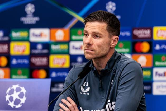 UEFA Champions League, Pressekonferenz Bayer 04 Leverkusen; 10.03.2025 Xabi Alonso (Cheftrainer Bayer 04 Leverkusen) während der Pressekonferenz UEFA Champions League Achtelfinale Rückspiel, Pressekonferenz Bayer 04 Leverkusen vor dem Spiel gegen FC Bayern München; Leverkusen, BayArena am 10.03.2025 Copyright: xBEAUTIFULxSPORTS Wunderlx