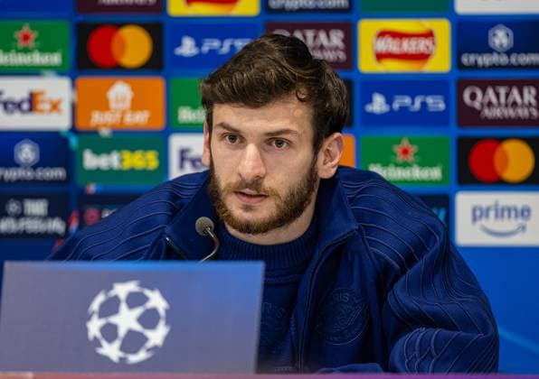 Football - UEFA Champions League - Round of 16 2nd Leg - Liverpool FC v Paris Saint-Germain - MD-1 LIVERPOOL, ENGLAND - Monday, March 10, 2025: Paris Saint-Germain s Khvicha Kvaratskhelia during a press conference, PK, Pressekonferenz at Anfield ahead of the UEFA Champions League Round of 16 2nd Leg match between Liverpool FC and Paris Saint-Germain. (Photo by David Rawcliffe Propaganda) LIVERPOOL Anfield MERSEYSIDE ENGLAND  Copyright: xDavidxRawcliffex P2025-03-10-Liverpool_PSG_MD-1-32