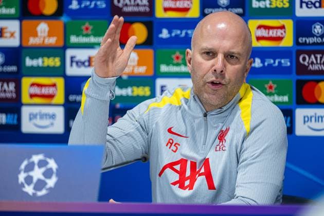 Football - UEFA Champions League - Round of 16 2nd Leg - Liverpool FC v Paris Saint-Germain - MD-1 LIVERPOOL, ENGLAND - Monday, March 10, 2025: Liverpool s head coach Arne Slot during a press conference, PK, Pressekonferenz at Anfield ahead of the UEFA Champions League Round of 16 2nd Leg match between Liverpool FC and Paris Saint-Germain. (Photo by David Rawcliffe Propaganda) LIVERPOOL Anfield MERSEYSIDE ENGLAND  Copyright: xDavidxRawcliffex P2025-03-10-Liverpool_PSG_MD-1-79