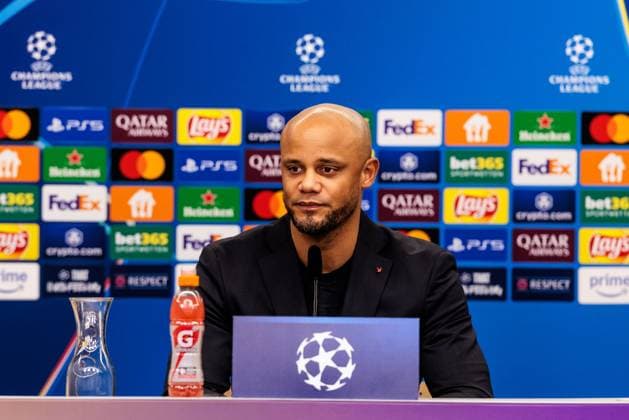 UEFA Champions League, Pressekonferenz FC Bayern München; 10.03.2025 Vincent Kompany (Trainer FC Bayern München) während der Pressekonferenz UEFA Champions League Achtelfinale Rückspiel, Pressekonferenz FC Bayern München vor dem Spiel gegen FC Bayern München; Leverkusen, BayArena am 10.03.2025 Copyright: xBEAUTIFULxSPORTS Wunderlx