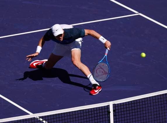 March 10, 2025 Jack Draper (GBR) returns a shot against Jenson Brooksby during the 2025 BNP Paribas Open at Indian Wells Tennis Garden in Indian Wells, California. Mandatory Photo Credit: CSM Indian Wells United States of America - ZUMAc04_ 20250310_zma_c04_009 Copyright: xCharlesxBausx