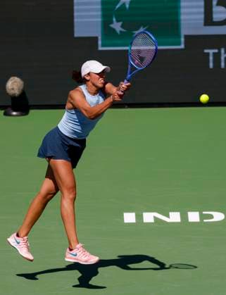 March 10, 2025 Madison Keys returns a shot against Elise Mertens (BEL) during the 2025 BNP Paribas Open at Indian Wells Tennis Garden in Indian Wells, California. Mandatory Photo Credit: CSM Indian Wells United States of America - ZUMAc04_ 20250310_zma_c04_038 Copyright: xCharlesxBausx