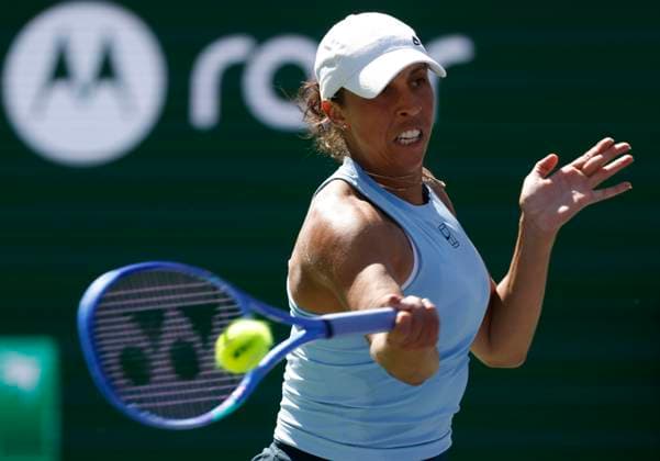March 10, 2025 Madison Keys returns a shot against Elise Mertens (BEL) during the 2025 BNP Paribas Open at Indian Wells Tennis Garden in Indian Wells, California. Mandatory Photo Credit: CSM Indian Wells United States of America - ZUMAc04_ 20250310_zma_c04_041 Copyright: xCharlesxBausx