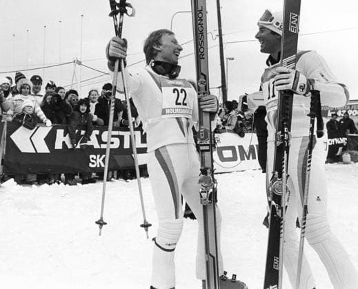 Ingemar Stenmark, geboren am 18. März 1956, ist ein ehemaliger schwedischer alpiner Skirennläufer im Weltcup. Er gilt als einer der bedeutendsten schwedischen Sportler aller Zeiten und als der größte Slalom und Riesenslalomspezialist aller Zeiten. Rechts mit Bengt Fjällberg am Holmenkollen in Norwegen 1981 Ingemar Stenmark born 18 March 1956 is a Swedish former World Cup alpine ski racer. He is regarded as one of the most prominent Swedish athletes ever, and as the greatest slalom and giant slalom specialist of all time. To the right with Bengt Fjällberg in Holmenkollen Norway 1981 Copyright: imageBROKER Sjoberg ibljsj12853497.jpg Bitte beachten Sie die gesetzlichen Bestimmungen des deutschen Urheberrechtes hinsichtlich der Namensnennung des Fotografen im direkten Umfeld der Veröffentlichung Ingemar Stenmark, geboren am 18. März 1956, ist ein ehemaliger schwedischer alpiner Skirennläufer im Weltcup. Er gilt al imago images 0806919767