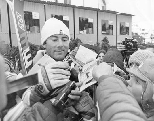 Ingemar Stenmark, geboren am 18. März 1956, ist ein ehemaliger schwedischer alpiner Skirennläufer im Weltcup. Er gilt als einer der bedeutendsten schwedischen Sportler aller Zeiten und als der größte Slalom und Riesenslalomspezialist aller Zeiten. 1980 Ingemar Stenmark born 18 March 1956 is a Swedish former World Cup alpine ski racer. He is regarded as one of the most prominent Swedish athletes ever, and as the greatest slalom and giant slalom specialist of all time. 1980 Copyright: imageBROKER Sjoberg ibljsj12853436.jpg Bitte beachten Sie die gesetzlichen Bestimmungen des deutschen Urheberrechtes hinsichtlich der Namensnennung des Fotografen im direkten Umfeld der Veröffentlichung Ingemar Stenmark, geboren am 18. März 1956, ist ein ehemaliger schwedischer alpiner Skirennläufer im Weltcup. Er gilt al imago images 0806921556