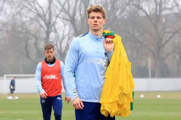 DEU, DFL, 2. FBL Hertha BSC, Training, 11.03.2025, Sportforum, Berlin, DEU, DFL, 2. FBL Hertha BSC, Training, im Bild Luca Schuler (Hertha BSC Berlin 18) DFL - regulations prohibit any use of Photographs as image sequences and or quasi-video Foto: Juergen Engler nordphoto GmbH