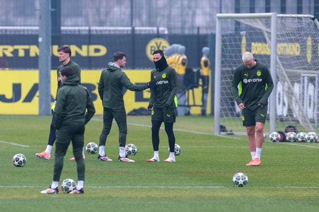 11.03.2025, Abschlusstraining zum UEFA Champions League Spiel zwischen OSC Lille und Borussia Dortmund, v. l. Torwart Gregor Kobel (Borussia Dortmund), Pascal Groß (Borussia Dortmund), Ramy Bensebaini (Borussia Dortmund), Niklas Süle (Borussia Dortmund), Dortmund Trainingsgelände Borussia Dortmund NRW Deutschland xRHR-FOTO DEx Copyright: DennisxEwert RHR-FOTOx RHR-FOTO DE