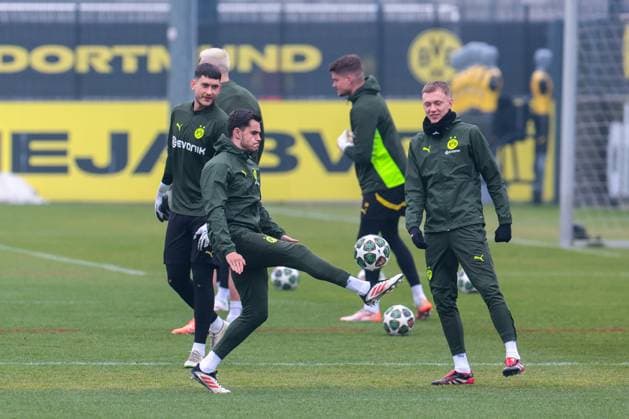 11.03.2025, Abschlusstraining zum UEFA Champions League Spiel zwischen OSC Lille und Borussia Dortmund, v. l. Torwart Robin Lisewski (Borussia Dortmund), Kjell-Arik Wätjen (Borussia Dortmund), Maximilian Beier (Borussia Dortmund), Dortmund Trainingsgelände Borussia Dortmund NRW Deutschland xRHR-FOTO DEx Copyright: DennisxEwert RHR-FOTOx RHR-FOTO DE