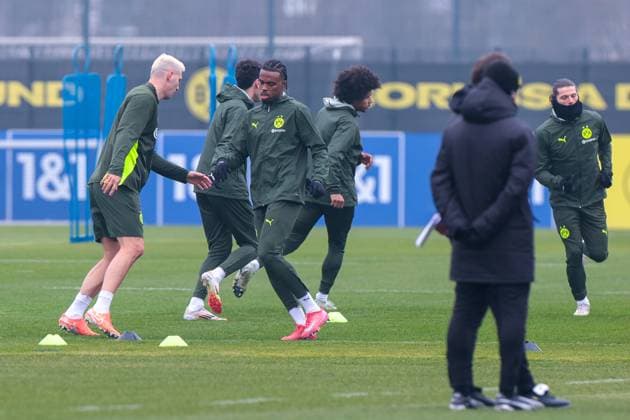 11.03.2025, Abschlusstraining zum UEFA Champions League Spiel zwischen OSC Lille und Borussia Dortmund, v. l. Niklas Süle (Borussia Dortmund), Carney Chukwuemeka (Borussia Dortmund), Karim Adeyemi (Borussia Dortmund), Marcel Sabitzer (Borussia Dortmund), Dortmund Trainingsgelände Borussia Dortmund NRW Deutschland xRHR-FOTO DEx Copyright: DennisxEwert RHR-FOTOx RHR-FOTO DE