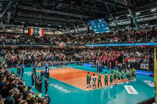 Volleyball Herren Saison 2024 2025 CEV Champions League 2025 Viertelfinale CLVM 097 SVG Lüneburg (GER) vs. Aluron CMC Warta Zawiercie (POL) 11.03.2025 Die Mannschaften bei der Championsleague Hymne Lüneburg LKH Arena Niedersachsen Deutschland