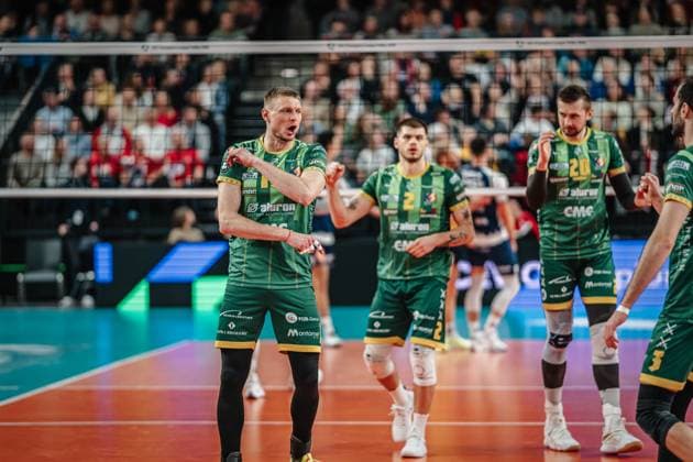 Volleyball Herren Saison 2024 2025 CEV Champions League 2025 Viertelfinale CLVM 097 SVG Lüneburg (GER) vs. Aluron CMC Warta Zawiercie (POL) 11.03.2025 Jurii Gladyr ( 13 SVG Aluron CMC Warta ZAWIERCIE) jubelt Lüneburg LKH Arena Niedersachsen Deutschland