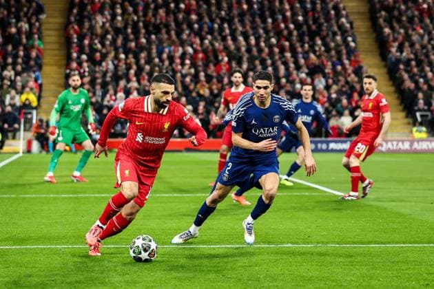 UEFA Champions League Last 16 Liverpool v Paris Saint-Germain Mohamed Salah of Liverpool breaks with the ball during the UEFA Champions League Last 16 match Liverpool vs Paris Saint-Germain at Anfield, Liverpool, United Kingdom, 11th March 2025 (Photo by Mark Cosgrove News Images) Liverpool Anfield Merseyside United Kingdom Copyright: xMarkxCosgrove NewsxImagesx