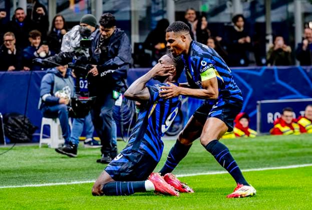 FC Internazionale Milan forwarder Marcus Thuram, FC Internazionale Milan defender Denzel Dumfries celebrating the goal during the match Inter - Feyenoord at the San Siro Stadium for the UEFA Champions League - Round of 16 - 2st leg season 2024-2025 in MILAN, Italia on 11 march 2025, (photo by Marcel van Dorst EYE4images DeFodi Images)