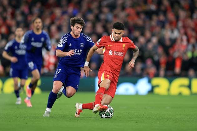 Football - UEFA Champions League - Round of 16 (2nd Leg) - Liverpool v Paris Saint-Germain 11th March 2025 - UEFA Champions League - Round of 16 (2nd Leg) - Liverpool v Paris Saint-Germain - Joao Neves of Paris Saint-Germain and Luis Diaz of Liverpool - Photo: Simon Stacpoole Offside. Liverpool UK Copyright: xSimonxStacpoolexOffside
