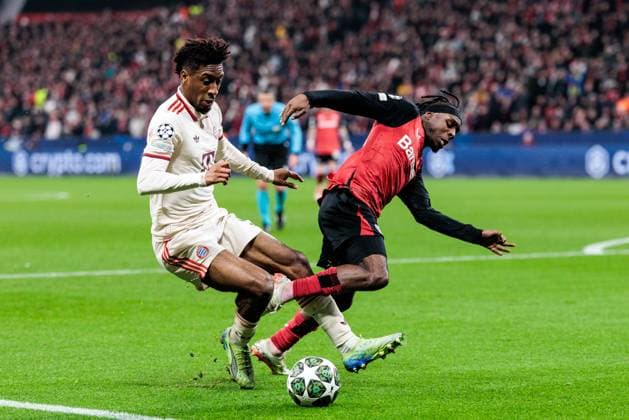 UEFA Champions League, Bayer 04 Leverkusen - FC Bayern München; 11.03.2025 Zweikampf Kingsley Coman (FC Bayern München, 11), Jeremie Frimpong (Bayer 04 Leverkusen, 30) UEFA Champions League Achtelfinale Rückspiel, Bayer 04 Leverkusen - FC Bayern München; Leverkusen, BayArena am 11.03.2025 Copyright: xBEAUTIFULxSPORTS Wunderlx
