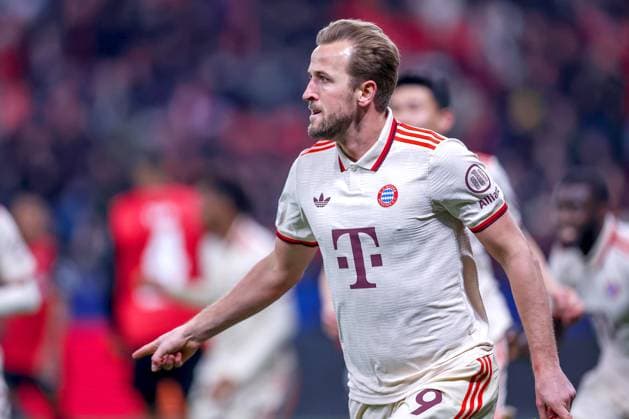 11.03.2025, Fußball, UEFA Champions League, Bayer 04 Leverkusen - FC Bayern München, Achtelfinale Rückspiel, BayArena, Saison 2024 2025: Torjubel nach dem 1:0 durch Torschütze Harry Kane (FC Bayern 9) DFB regulations prohibit any use of photographs as image sequences and or quasi-video. Nordrhein-Westfalen Deutschland