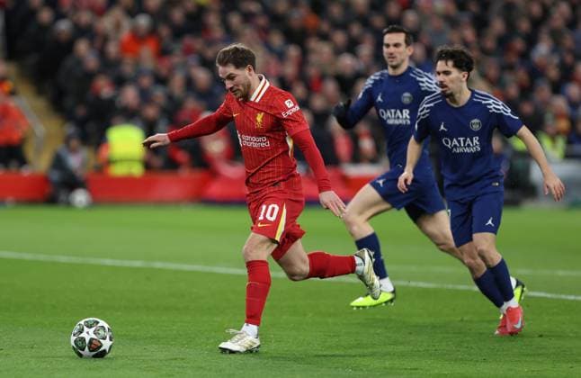 - Liverpool v Paris Saint-Germain, UEFA Champions League, Round of 16, 2nd Leg, Anfield Stadium, Liverpool, UK - 11th March 2025. Darren Campbell Crystal Pix Alexis Mac Allister of Liverpool in possession. - Liverpool v Paris Saint-Germain, UEFA Champions League, Round of 16, 2nd Leg, Anfield Stadium, Liverpool, UK - 11th March 2025. Darren Campbell Crystal Pix Liverpool Anfield Stadium UK Copyright: xDarrenxCampbellx CP_Liverpool_PSG_Darren_Campbell_033