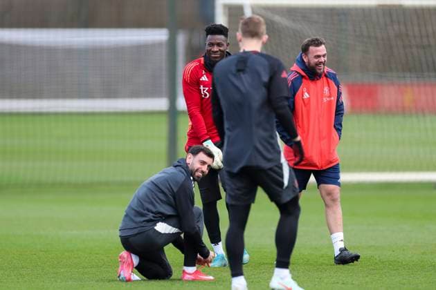 Manchester United, ManU Training Manchester United goalkeeper AndrÃ Onana (24) during the Manchester United Training session ahead of the UEFA Europa League Round of 16, 2nd Leg match vs Real Sociedad, Carrington Training Centre, Manchester, England, United Kingdom on 12 March 2025 Credit: Phil Duncan Every Second Media Editorial use only. All images are copyright Every Second Media Limited. No images may be reproduced without prior permission. Copyright: xIMAGO EveryxSecondxMediax ESM-1364-0016 PhilxDuncanx xEveryxSecondxMediax
