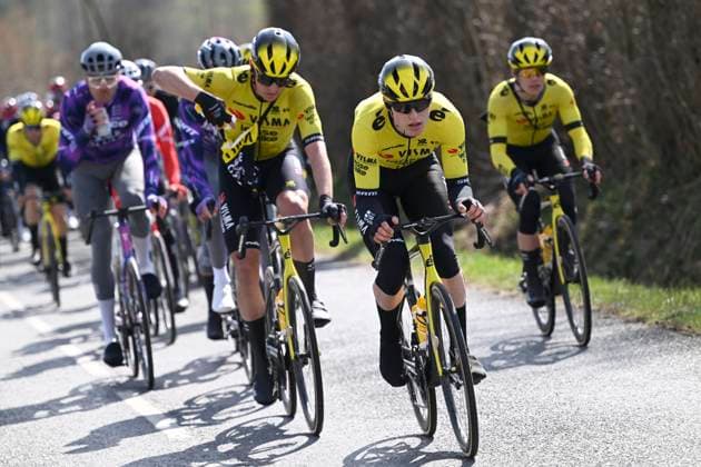 Paris - Nice 2025 - stage 4 LA LOGE DES GARDES, FRANCE - MARCH 12 : Hagenes Per Strand (NOR) of Team Visma Lease A Bike during stage 4 of the 83th edition of the Paris - Nice cycling race, a stage of 163,4km with start in Vichy and finish in La Loge Des Gardes on March 12, 2025 in La Loge Des Gardes, France, 12 03 2025 ( Motordriver Kenny Verfaillie - La Loge Des Gardes France  Copyright: xNicoxVereeckenx
