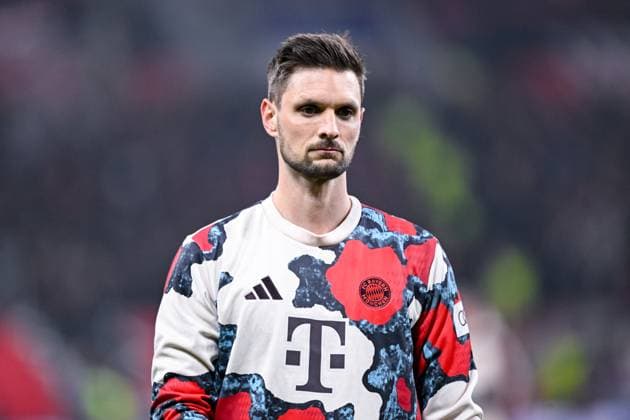 11.03.2025, Fussball UEFA Champions League 2024 2025, Achtelfinale, Bayer 04 Leverkusen - FC Bayern München, in der BayArena, Torwart Sven Ulreich (FC Bayern München),