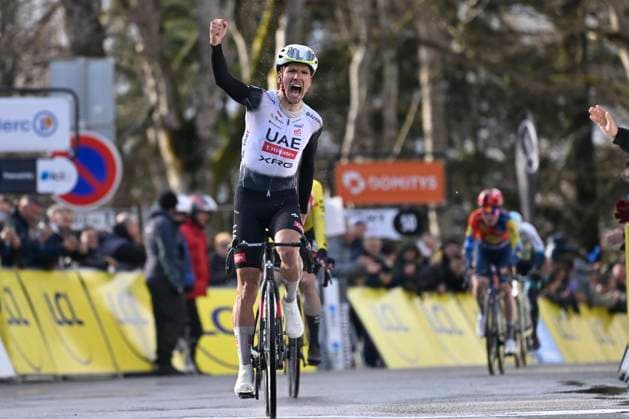 Paris - Nice 2025 - stage 4 LA LOGE DES GARDES, FRANCE - MARCH 12 : Almeida Joao (POR) of Uae Team Emirates - Xrg wins, Vingegaard Jonas (DEN) of Team Visma Lease A Bike is second during stage 4 of the 83th edition of the Paris - Nice cycling race, a stage of 163,4km with start in Vichy and finish in La Loge Des Gardes on March 12, 2025 in La Loge Des Gardes, France, 12 03 2025 ( Motordriver Kenny Verfaillie - La Loge Des Gardes France  Copyright: xNicoxVereeckenx