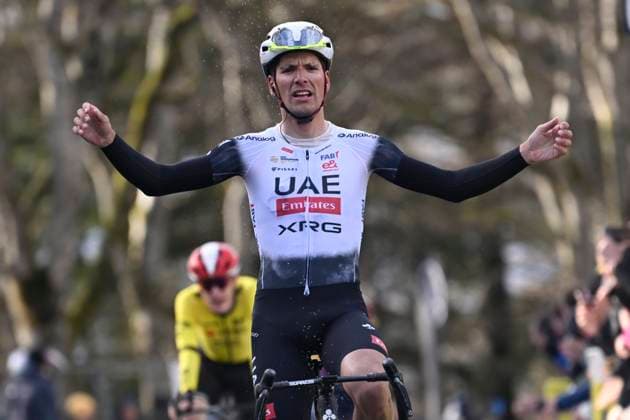 Paris - Nice 2025 - stage 4 LA LOGE DES GARDES, FRANCE - MARCH 12 : Almeida Joao (POR) of Uae Team Emirates - Xrg wins during stage 4 of the 83th edition of the Paris - Nice cycling race, a stage of 163,4km with start in Vichy and finish in La Loge Des Gardes on March 12, 2025 in La Loge Des Gardes, France, 12 03 2025 ( Motordriver Kenny Verfaillie - La Loge Des Gardes France  Copyright: xNicoxVereeckenx
