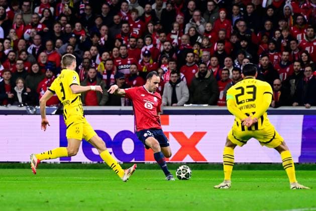 FOOTBALL : Lille vs Borussia Dortmund - Ligue des Champions - 12 03 2025 Ismaily Goncalves Santos ( 31 - Lille ) and Emre Can ( 23 - Borussia Dortmund ) during UEFA Champions League match between Lille OSC and Borussia Dortmund at Stade Pierre Mauroy on March 12, 2025 in Lille, France. ( Photo by Dante Badano PsnewZ ) - LilleFrance  Copyright: xDantexBadanox