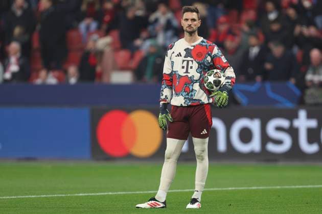 Torwart Sven Ulreich (FC Bayern München) looks on during the UEFA Champions League 2024 25 Round of 16 Second Leg match between Bayer 04 Leverkusen and FC Bayern München at BayArena on March 11, 2025 in Leverkusen, Germany. (Photo by Oliver Kaelke DeFodi Images)