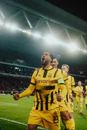 12.03.2021, Lille, Stade Pierre-Mauroy, Fußball Herren, ChampionsLeague 2024 2025, OSC Lille - Borussia Dortmund Emre Can 1:1 Torjubel