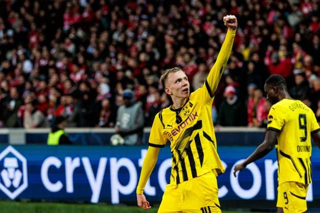 UEFA Champions League, LOSC Lille - Borussia Dortmund; 12.03.2025 Jubel zum 1:2 durch Maximilian Beier (Borussia Dortmund, 14) UEFA Champions League Achtelfinale Rückspiel, LOSC Lille - Borussia Dortmund; Lille, Stade Pierre Mauroy am 12.03.2025 Copyright: xBEAUTIFULxSPORTS Wunderlx