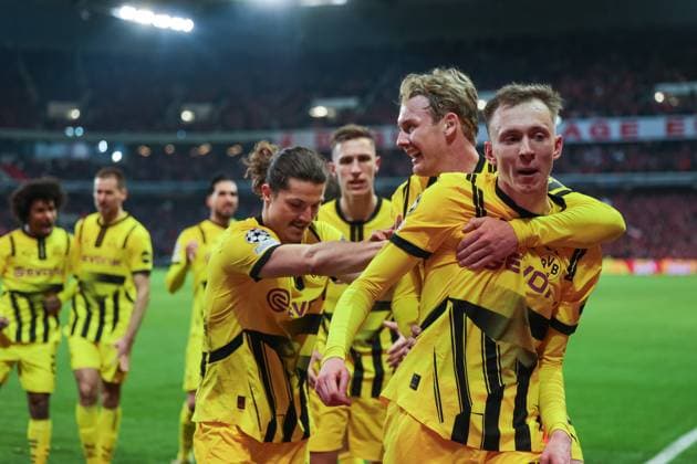 12.03.2025, UEFA Champions League, Achtelfinale, Lille OSC - Borussia Dortmund, Maximilian Beier (Borussia Dortmund) bejubelt das Tor zum 1:2, Lille Stade Pierre Mauroy Decathlon Arena Paris xRHR-FOTO DEx Copyright: DennisxEwert RHR-FOTOx RHR-FOTO DE