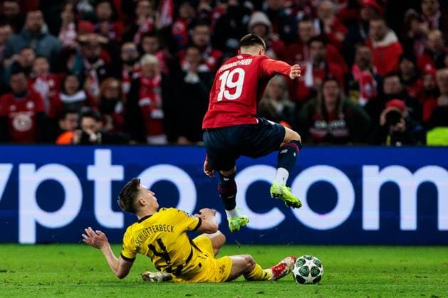 UEFA Champions League, LOSC Lille - Borussia Dortmund; 12.03.2025 Grätsche Nico Schlotterbeck (Borussia Dortmund, 4), Matias Fernandez-Pardo (LOSC Lille, 19) UEFA Champions League Achtelfinale Rückspiel, LOSC Lille - Borussia Dortmund; Lille, Stade Pierre Mauroy am 12.03.2025 Copyright: xBEAUTIFULxSPORTS Wunderlx