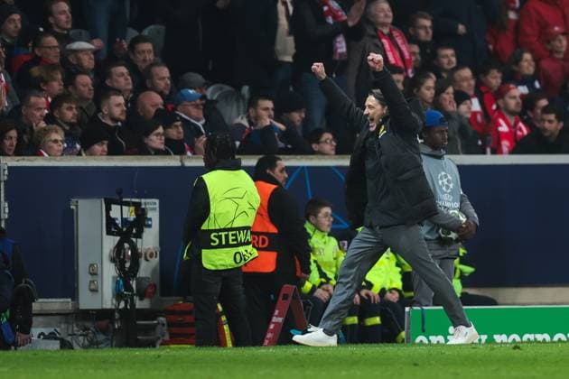 12.03.2025, UEFA Champions League, Achtelfinale, Lille OSC - Borussia Dortmund, Trainer Niko Kovac (Borussia Dortmund) bejubelt den Einzug und Viertelfinale, Lille Stade Pierre Mauroy Decathlon Arena Paris xRHR-FOTO DEx Copyright: DennisxEwert RHR-FOTOx RHR-FOTO DE