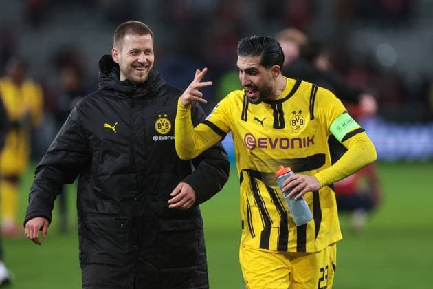 12.03.2025, UEFA Champions League, Achtelfinale, Lille OSC - Borussia Dortmund, v. l. Waldemar Anton (Borussia Dortmund), Emre Can (Borussia Dortmund) diskutieren und lachen, Lille Stade Pierre Mauroy Decathlon Arena Paris xRHR-FOTO DEx Copyright: DennisxEwert RHR-FOTOx RHR-FOTO DE