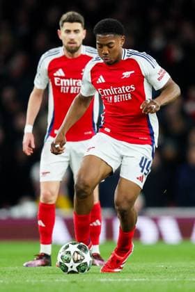 Myles Lewis-Skelly of Arsenal Arsenal v PSV Eindhoven, UEFA Champions League, Round of 16, Second Leg, Football, Emirates Stadium, London, UK - 12 Mar 2025 EDITORIAL USE ONLY No use with unauthorised audio, video, data, fixture lists, club league logos or live services. Online in-match use limited to 120 images, no video emulation. No use in betting, games or single club league player publications. Copyright: xAndrewxFosker Shutterstockx 15188185ar