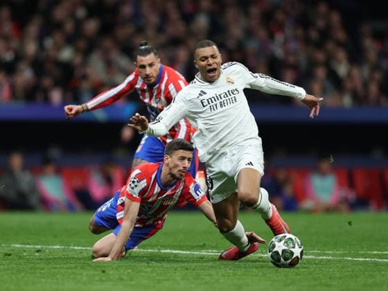 Sport Themen der Woche KW11 Sport Bilder des Tages ESP: Atletico de Madrid - Real Madrid. UEFA Champions League match. Round of 16. Second Leg. Kylian Mbappe of Real Madrid penalty during the UEFA Champions League match, Round of 16, second leg, between Atletico de Madrid and Real Madrid played at Riyadh Air Metropolitano Stadium on March 12, 2025 in Madrid Spain. kpng Copyright: xAntonioxPozox xPRESSINPHOTOx AP_250312_ATL_RMA_UCL_058