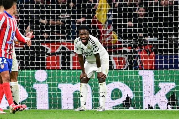 Vinicius Junior 7 ( Madrid ) verschießt Elfmeter, Atletico Madrid vs. Real Madrid , Fussball, Champions League, Achtelfinale Rueckspiel, 12.03.2025 Madrid Madrid Spanien