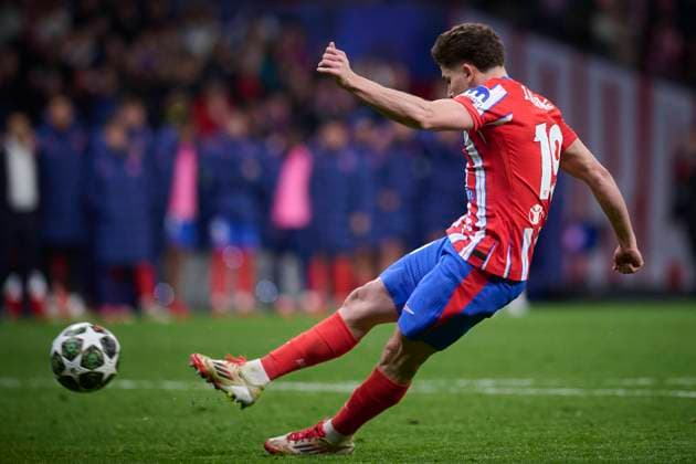 UEFA Champions League soccer match Atletico de Madrid vs Real Madrid at Riyadh Air Metropolitano stadium in Madrid, Spain 12 March 2025 Julian Alvarez at penalty shootout 900 Cordon Press  900 CordonxPress LOF - UEFA Champions League Atletico de Madrid vs Real Madrid
