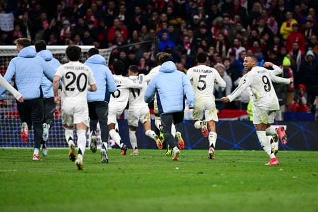 Torjubel nach dem entscheidenden Elfmeter durch Antonio Ruediger 22 ( Madrid ), Atletico Madrid vs. Real Madrid , Fussball, Champions League, Achtelfinale Rueckspiel, 12.03.2025 Madrid Madrid Spanien